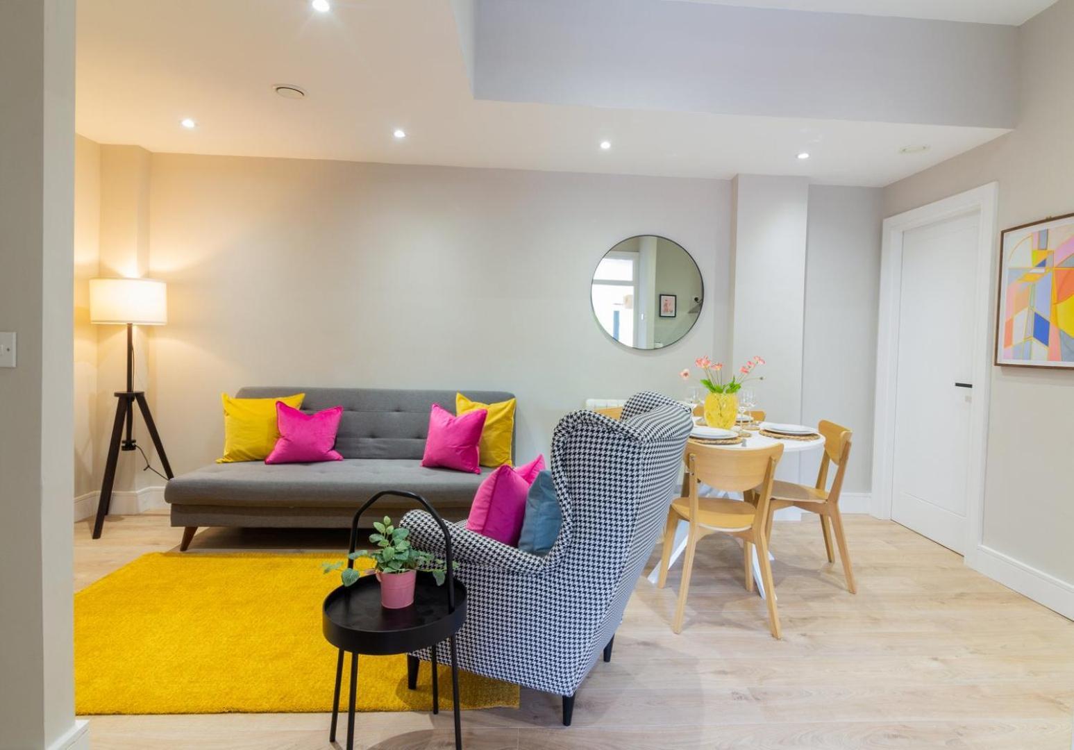 Guestready - Encantando O Apartamento 2Br No Newmarket Hall دبلن المظهر الخارجي الصورة